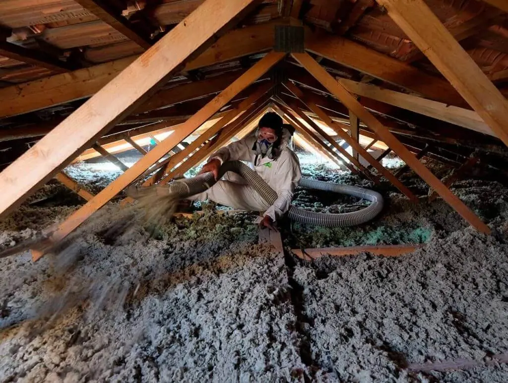 isolation de combles par soufflage de laine