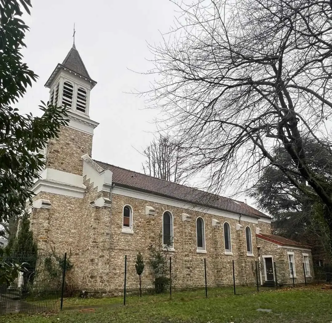 TRAITEMENT HYDROFUGE DE TOITURE EGLISE TRAPPES