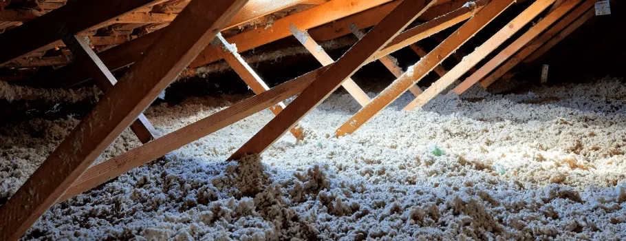 Isolation soufflée des combles : une technique efficace et économique - Atriome