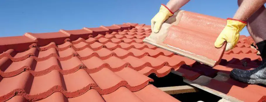 Quels sont les avantages à opter pour un couvreur professionnel ?