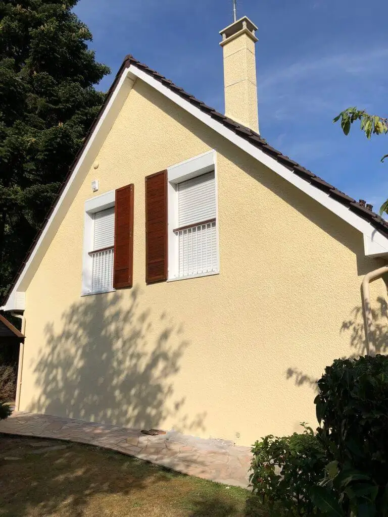 Nettoyage et hydrofuge de façade à Maurepas
