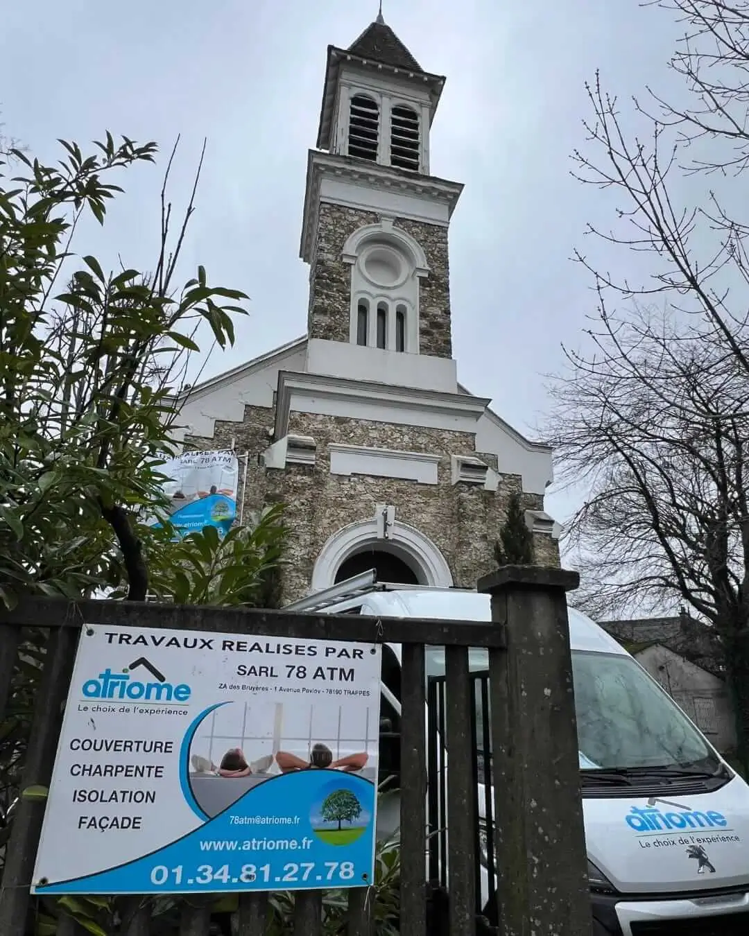 Rénovation de la toiture d'une église à Trappes