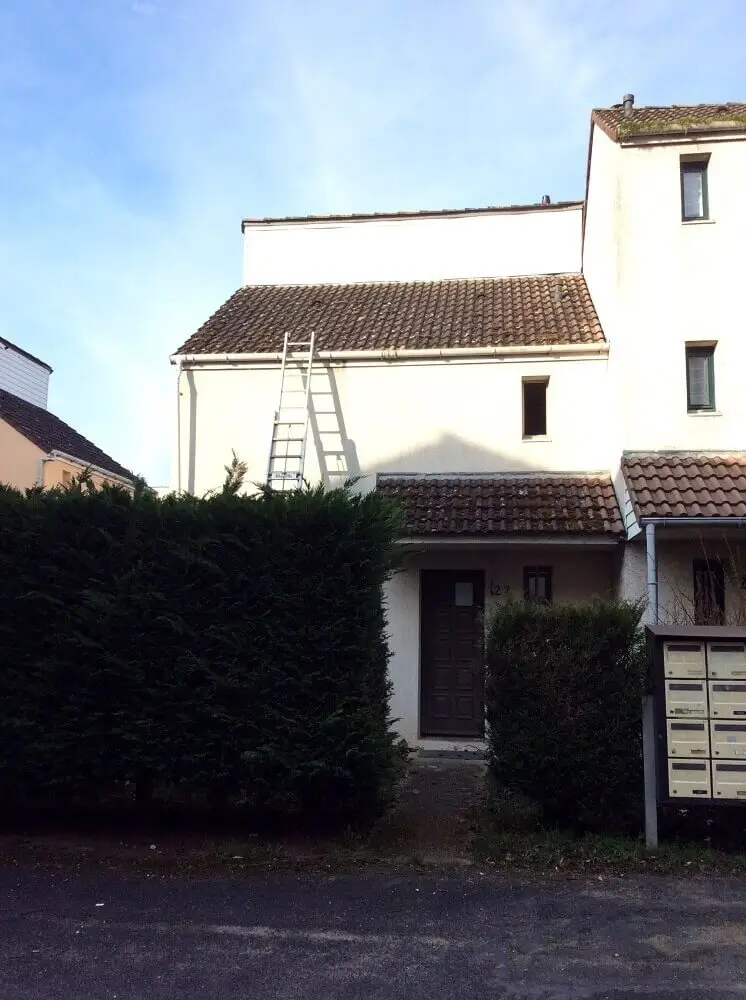 Demoussage et hydrofuge de toiture