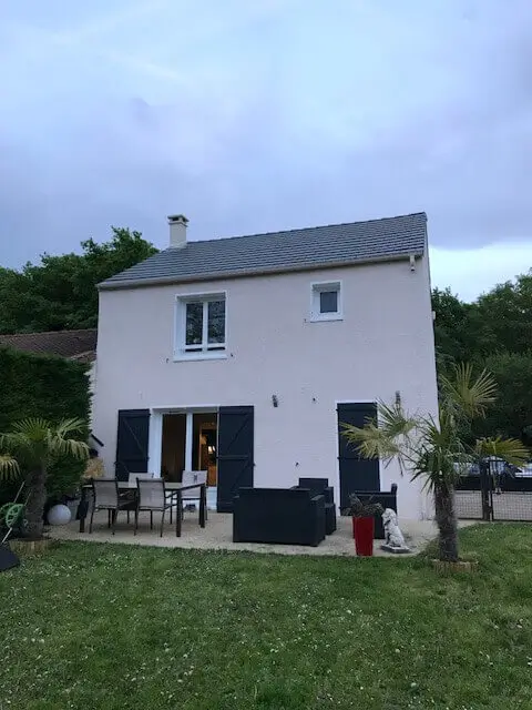 après travaux de rénovation façade et toiture réalisés par 91 atm