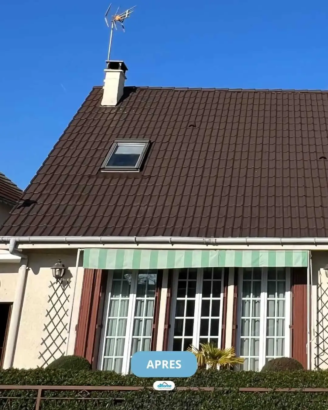 Avant après nettoyage et hydrofuge de toiture à Trappes