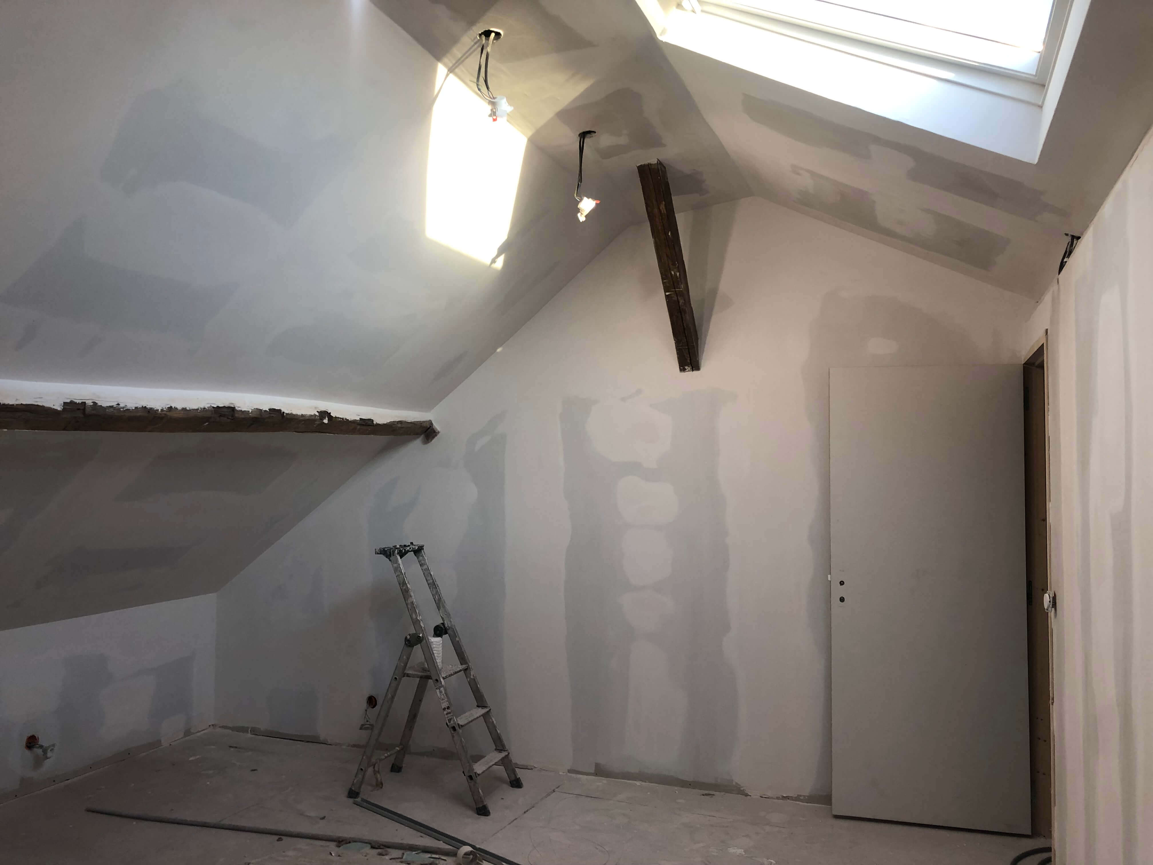 peintre peinture murs et plafonds trappes