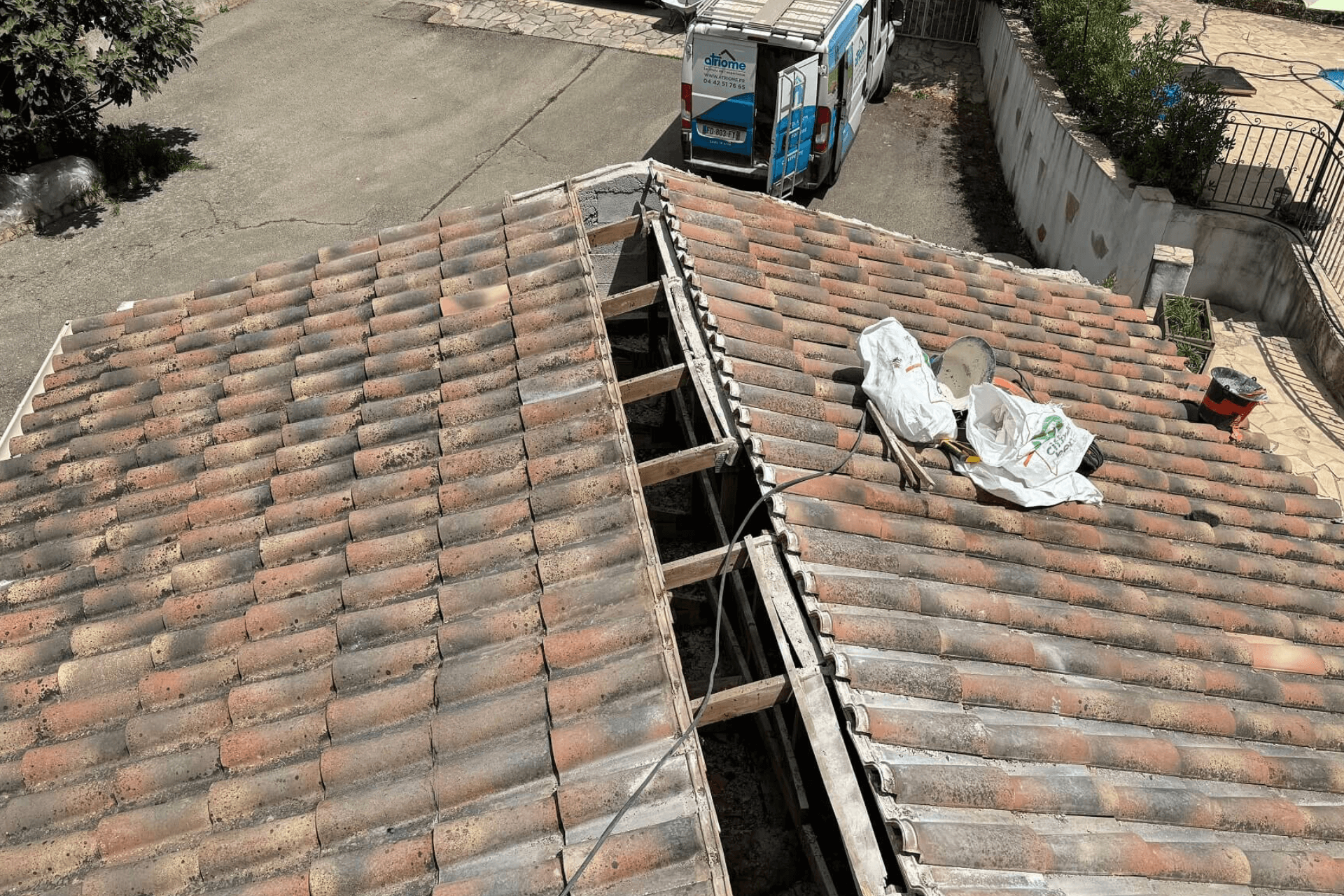 Réfection de rives et hydrofuge de toiture La Bouilladisse