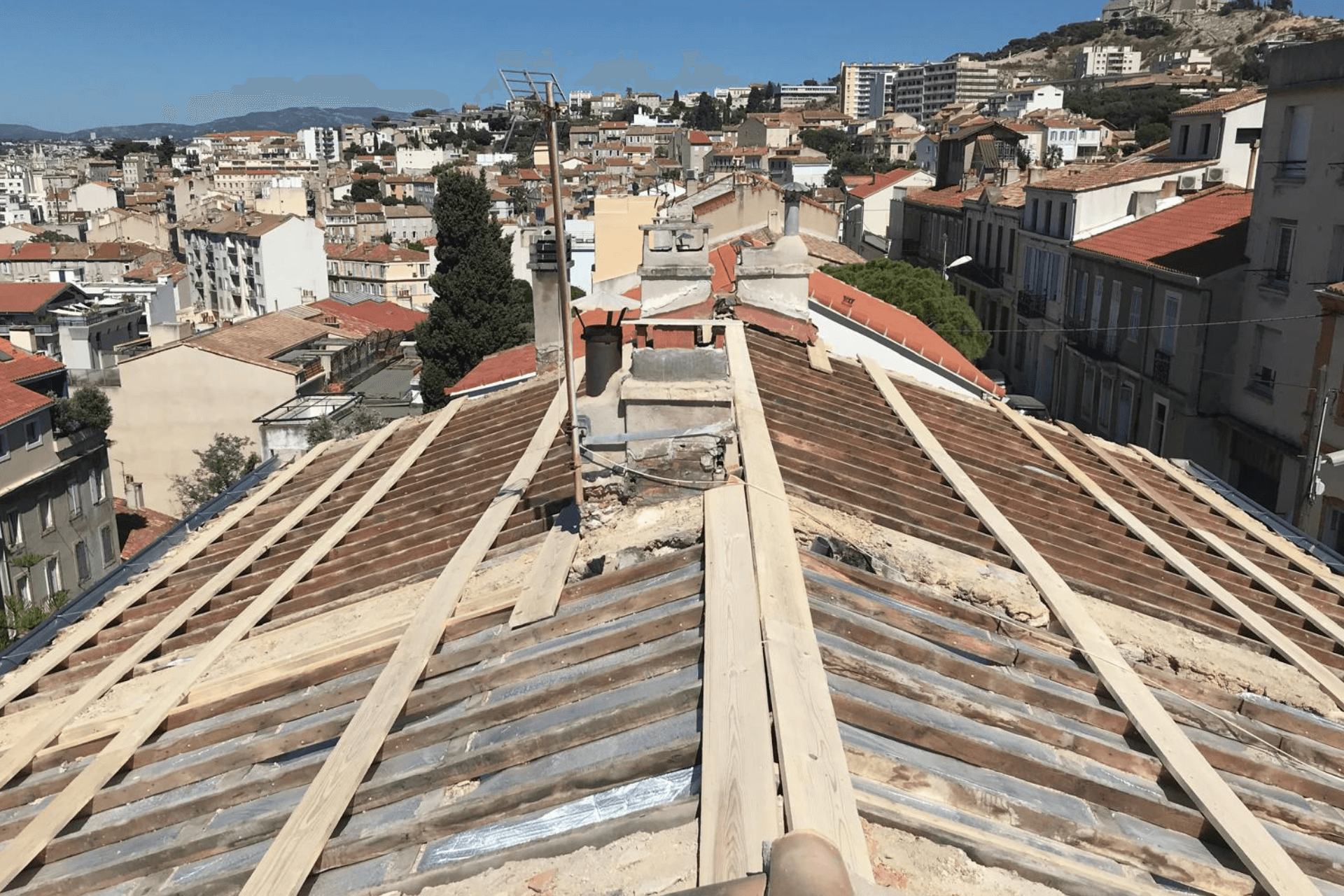 Travaux de couverture et remplacement liteau Marseille